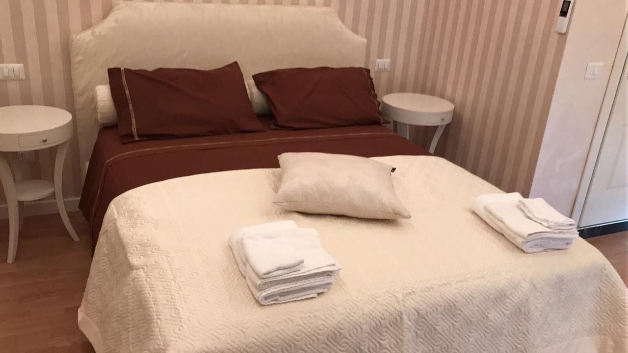 Bed and Breakfast Donna Margharet à Crotone Extérieur photo