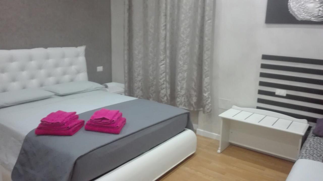 Bed and Breakfast Donna Margharet à Crotone Extérieur photo